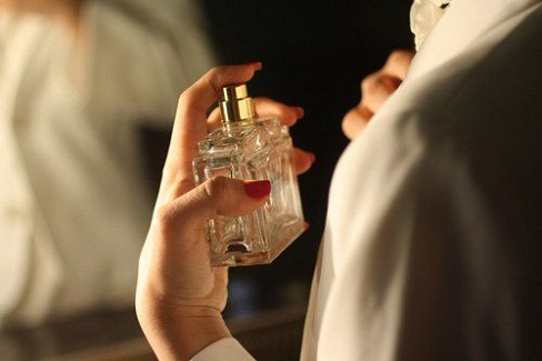 تفاوت بین عطر و اسپری بدن