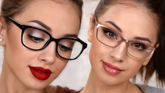 ترفند های آرایشی برای عینکی ها